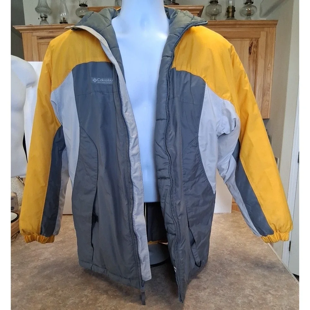 Columbia Sportswear Company Size‎ 18/20 Used but in good condition.